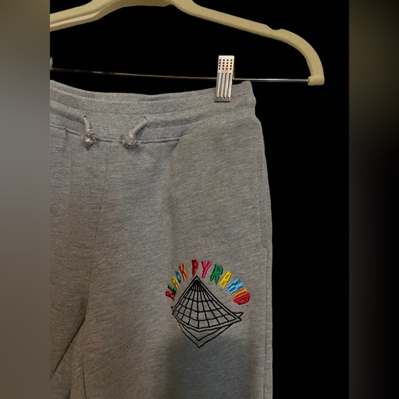 Black Pyramid Boys Joggers - Size L - Picture 2 of 4